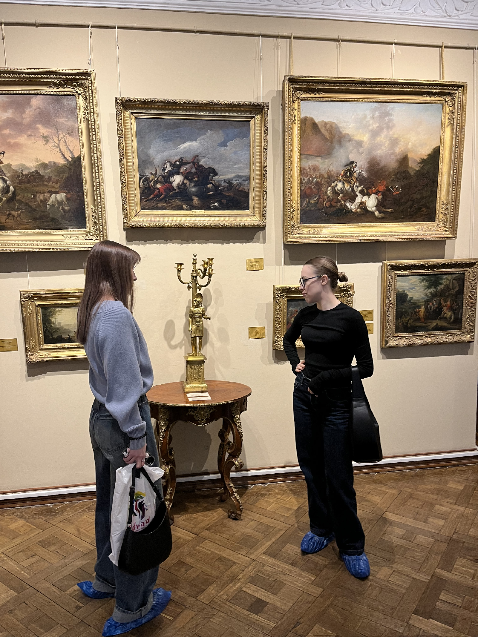 Студенты специальности Экономическая безопасность посетили Пензенскую областную картинную галерею имени К.А. Савицкого